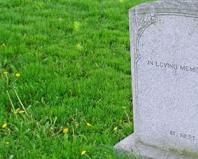 Neden yaşayan bir insanın mezarını hayal ediyorsun Rüya yorumu: babanın mezarı