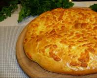 Σφολιάτες με τυρί.  Όπως από τον φούρνο της γιαγιάς!  Flatbread με ζύμη μαγιάς Flatbread με τυρί από ζύμη μαγιάς